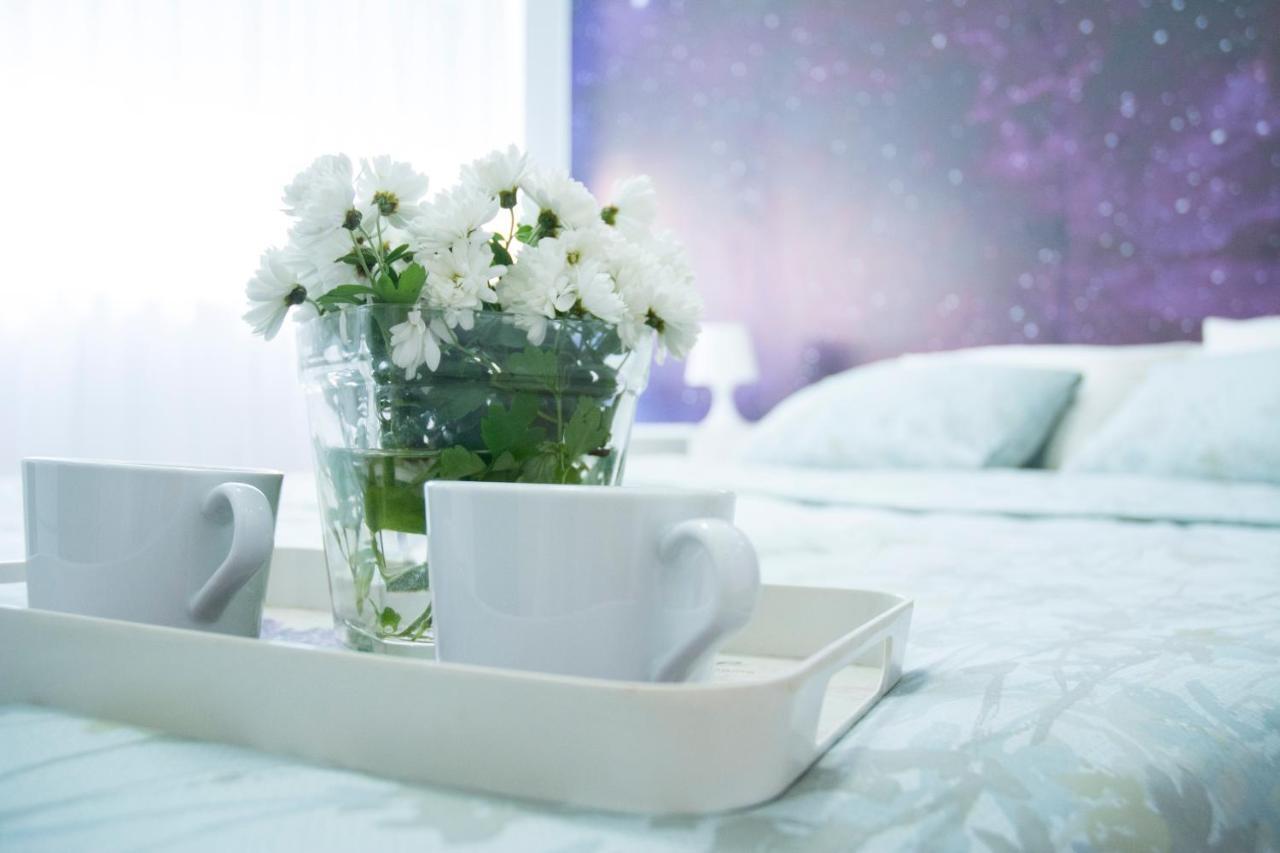 White Night City Center Apartman เบลเกรด ภายนอก รูปภาพ